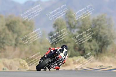 media/Oct-04-2025-CVMA (Sat) [[408bcdd6e4]]/Race 13-Amateur Supersport Open/